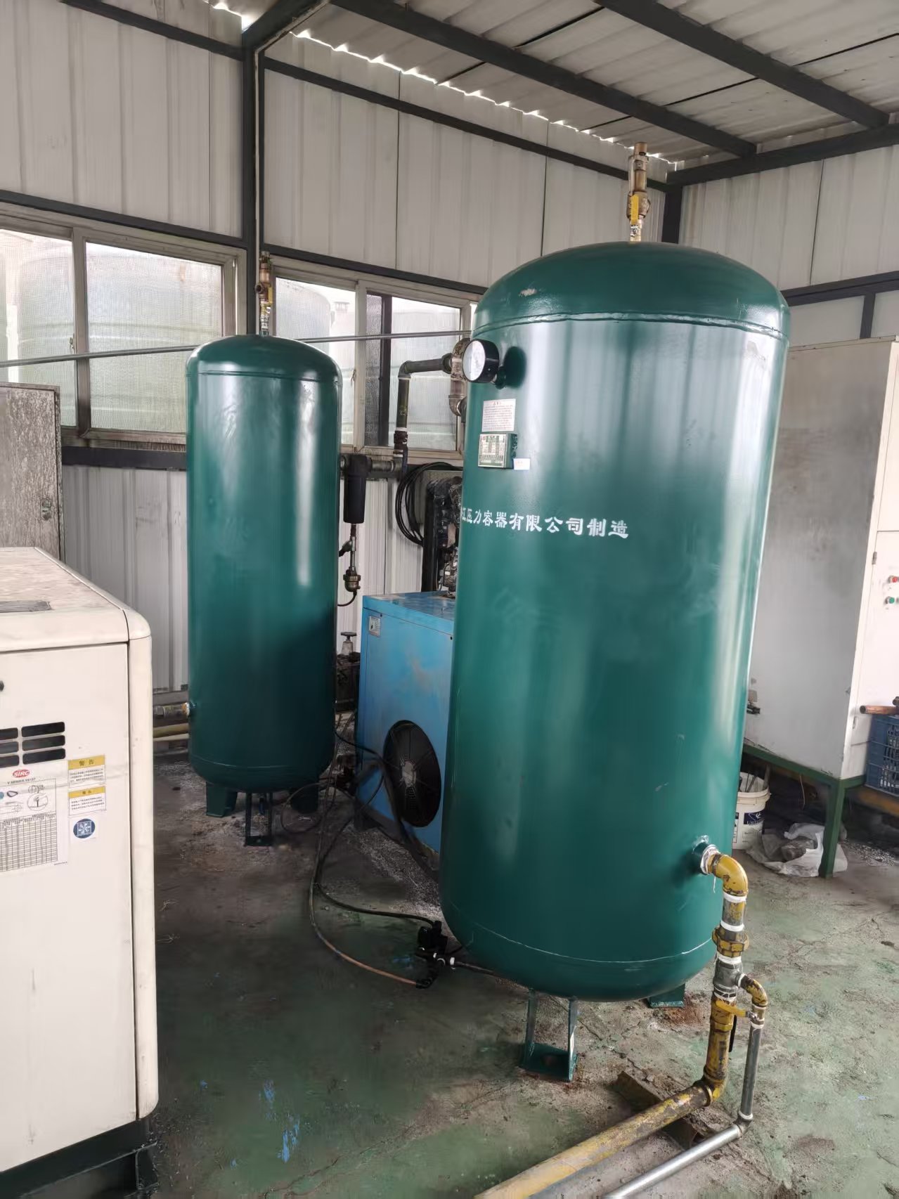 某卫浴厂储气罐年限到期，安全隐患不容忽视